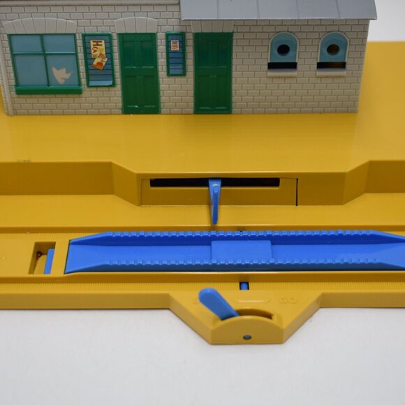 1998 Thomas & Friends Tomy Plarail Flying Harold Station Works - Station Only - Picture 8 of 11